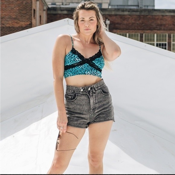 Teal Cheetah Cropped Tank Top with White Lace - Picture 1 of 8